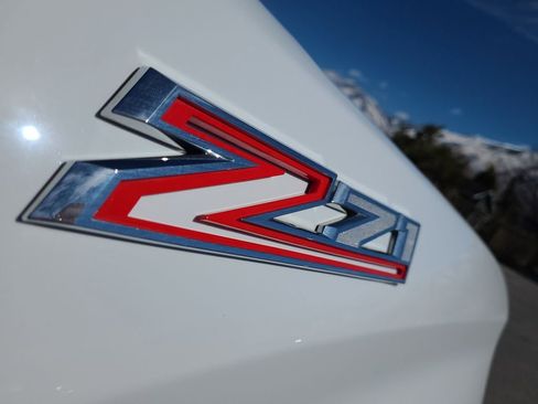 Used 2020 Chevrolet Silverado 1500 Custom Trail Boss w/ Custom Convenience Package image 18