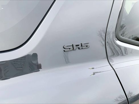 Used 2025 Toyota 4Runner SR5 image 10