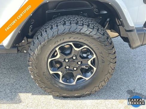 Used 2023 Jeep Wrangler Unlimited Rubicon 4xe w/ Cold Weather Group AWD/4WD image 12