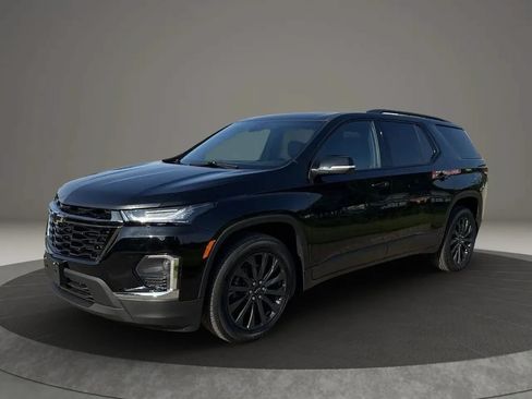 Used 2023 Chevrolet Traverse RS AWD/4WD image 1