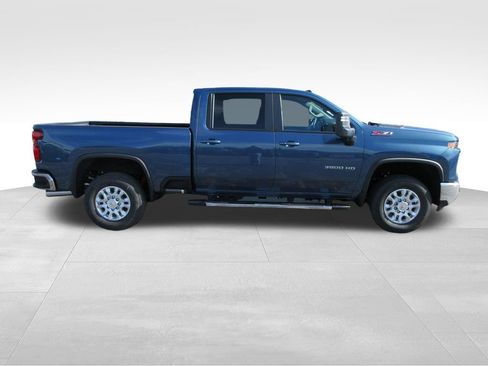 New 2026 Chevrolet Silverado 3500 LT w/ All Star Edition AWD/4WD image 6
