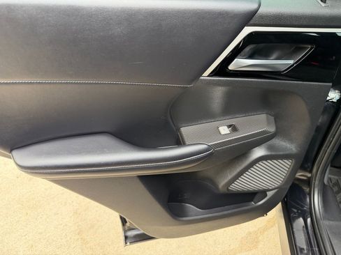 Used 2022 Mitsubishi Outlander SE image 24