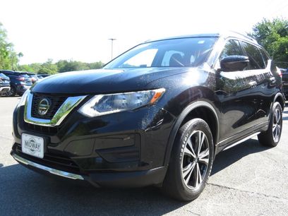 Used 2019 Nissan Rogue SV w/ Premium Package