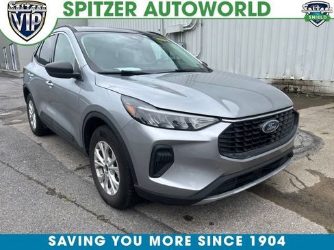 Used 2024 Ford Escape Active w/ Tech Pack #1 AWD/4WD image 1