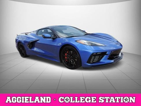 Used 2023 Chevrolet Corvette Stingray Preferred Conv w/ Z51 Performance Package RWD image 3