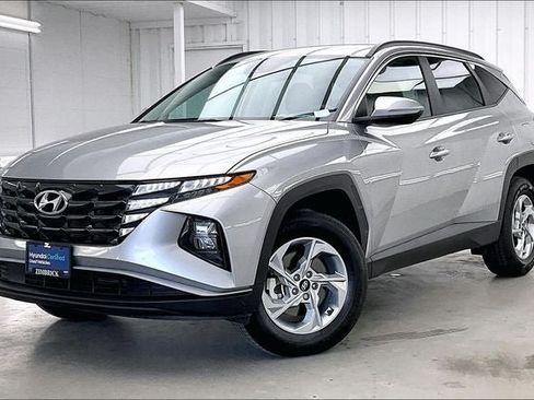 Certified 2023 Hyundai Tucson SEL AWD/4WD image 2