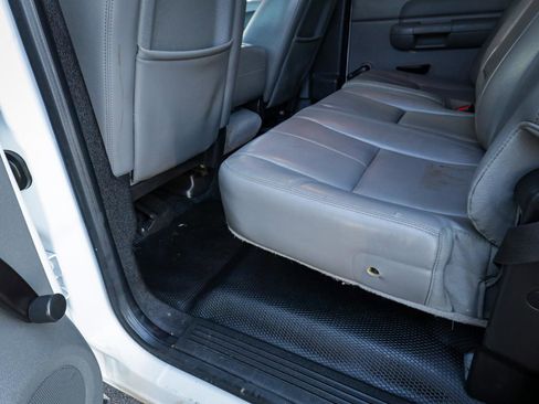 Used 2014 Chevrolet Silverado 2500 W/T image 31