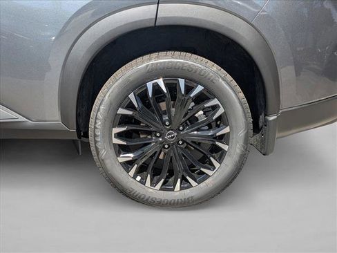 New 2026 Nissan Rogue SV image 9