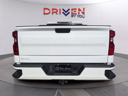 Used 2022 Chevrolet Silverado 1500 Custom image 4