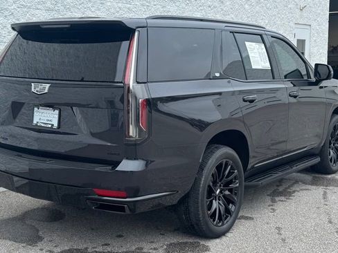 Used 2023 Cadillac Escalade Sport w/ LPO, ONYX Package AWD/4WD image 3