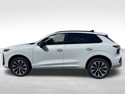 New 2026 Audi Q3 quattro 2.0T AWD/4WD image 4