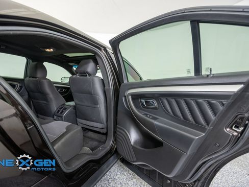 Used 2013 Ford Taurus SEL FWD image 33