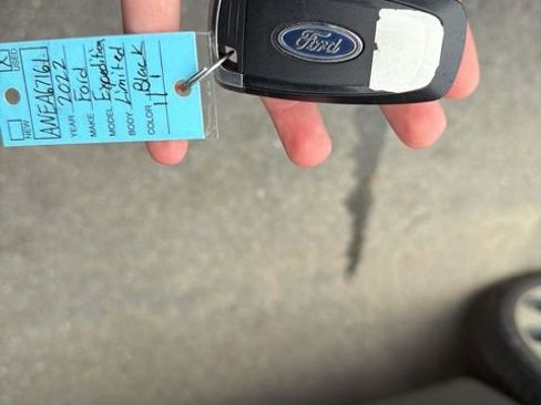 Used 2022 Ford Expedition Limited image 25