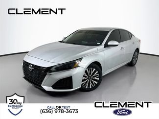 Used 2023 Nissan Altima 2.5 SV FWD video 1