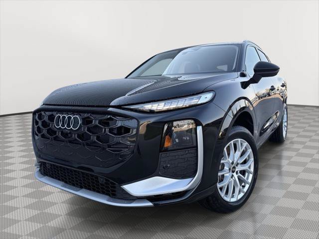 New 2026 Audi Q3 quattro 2.0T AWD/4WD image 1