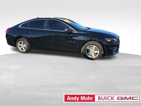 Used 2018 Chevrolet Malibu LS image 25