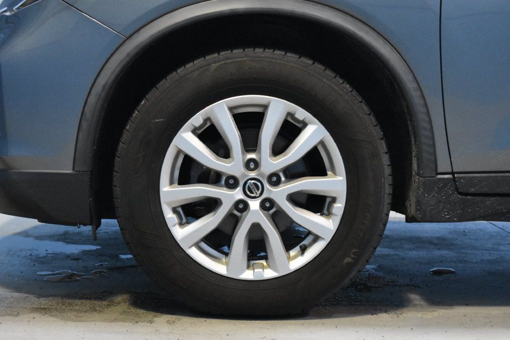 Used 2019 Nissan Rogue SV FWD image 23