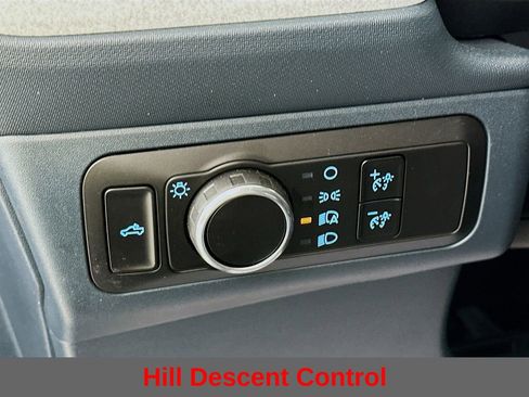 Used 2025 Ford Maverick XLT w/ XLT Luxury Package image 16