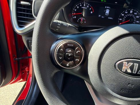 Certified 2021 Kia Soul S FWD image 16