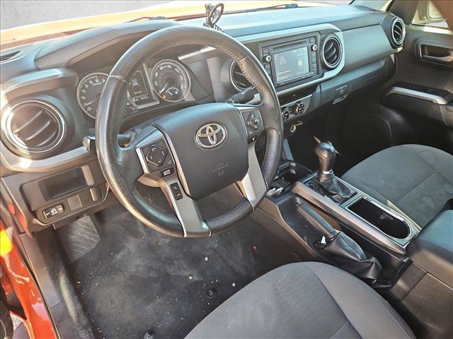 Used 2017 Toyota Tacoma SR5 w/ Tow Package RWD image 12