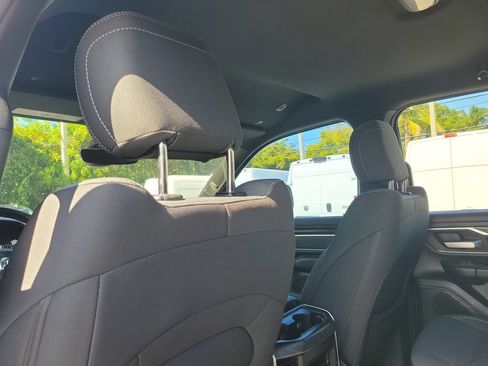 Used 2021 RAM 1500 Big Horn AWD/4WD image 18