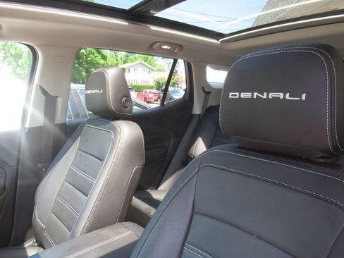 Used 2022 GMC Terrain Denali w/ LPO, Floor Liner Package AWD/4WD image 18