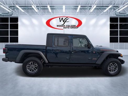 Used 2025 Jeep Gladiator Mojave w/ Safety Group image 2