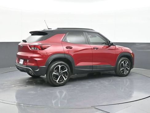 Used 2021 Chevrolet TrailBlazer RS w/ Technology Package FWD image 16