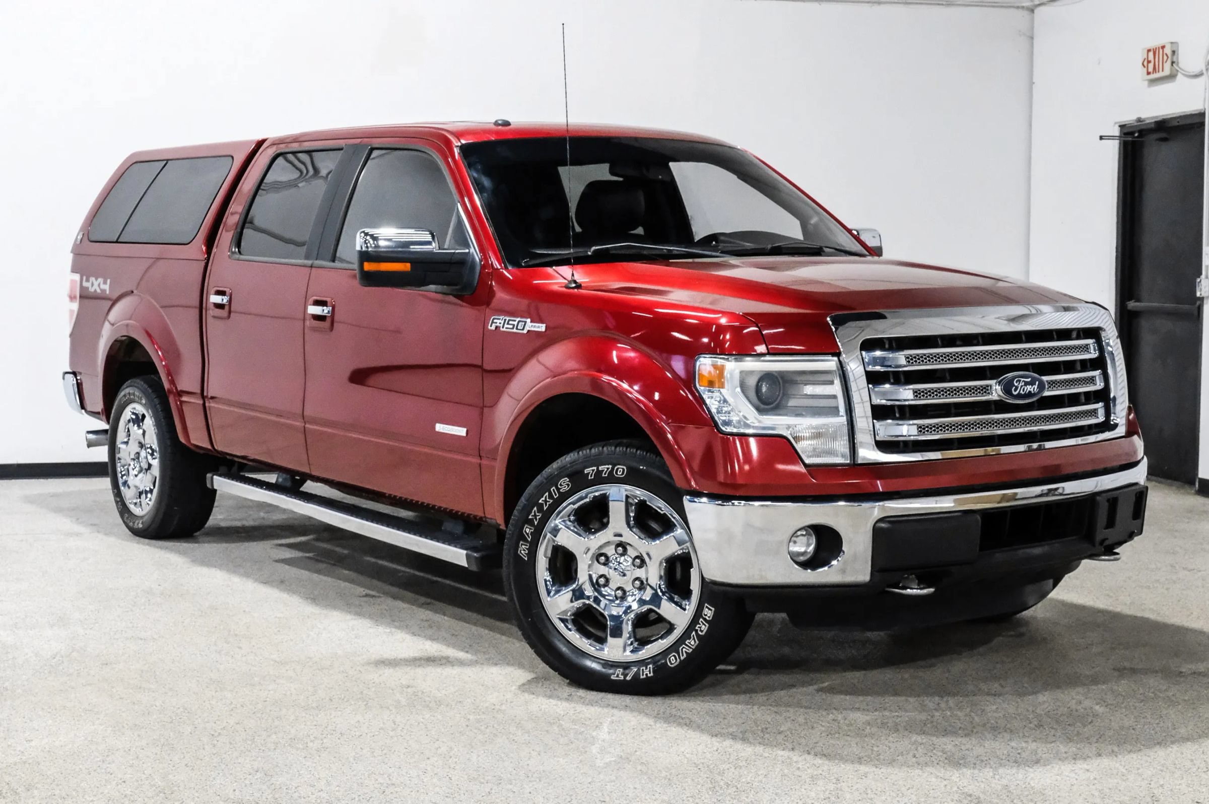 Used 2014 Ford F150 Lariat w/ Equipment Group 502A Luxury AWD/4WD image 4