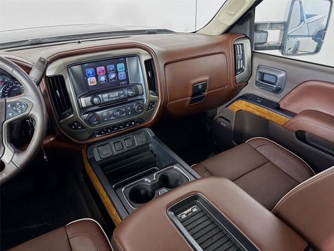 Used 2017 Chevrolet Silverado 3500 High Country w/ Duramax Plus Package AWD/4WD image 26