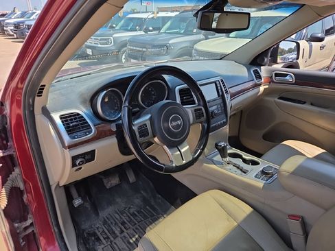 Used 2012 Jeep Grand Cherokee Limited AWD/4WD image 9