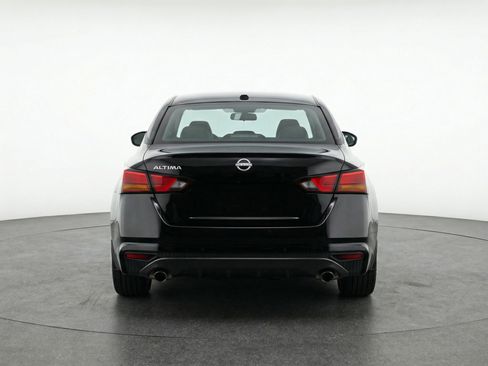 Used 2025 Nissan Altima 2.5 SV image 7