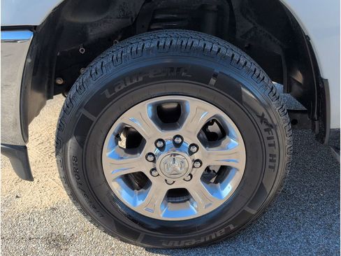 Used 2024 RAM 2500 Big Horn image 8