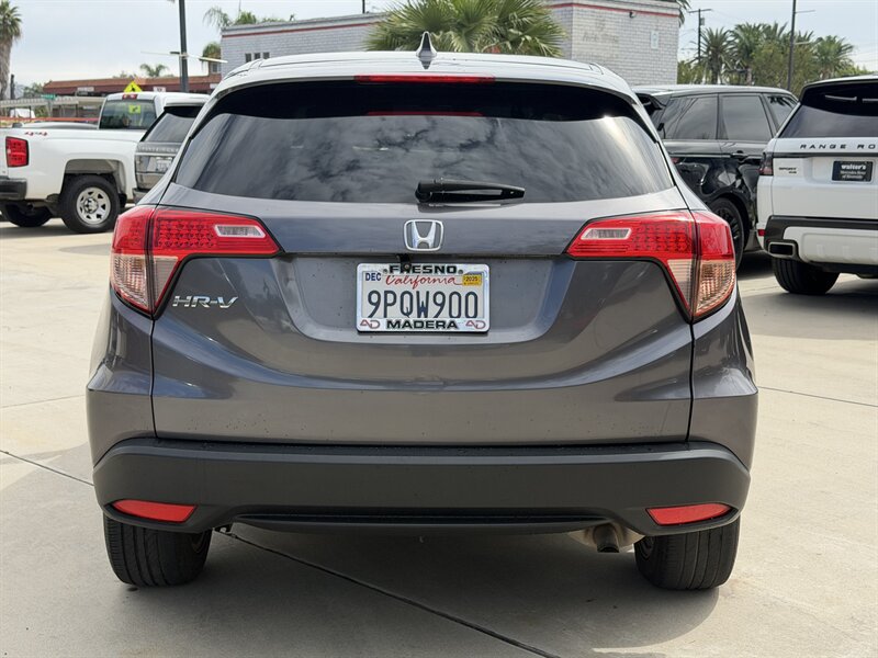 Used 2016 Honda HR-V EX image 4