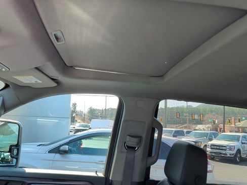 Used 2025 GMC Sierra 2500 SLT w/ SLT Premium Package image 10