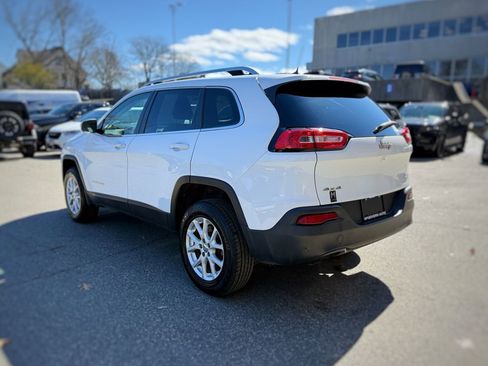 Used 2016 Jeep Cherokee Latitude w/ Comfort & Sound Group image 14