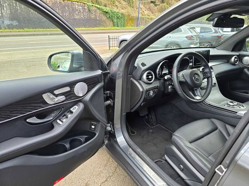 Used 2018 Mercedes-Benz GLC 300 image 19