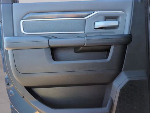 Used 2023 RAM 2500 Big Horn w/ Level 1 Equipment Group AWD/4WD image 13