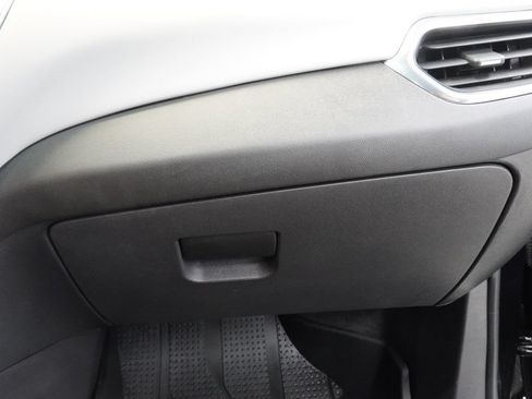 Used 2024 Chevrolet Equinox LS FWD image 37