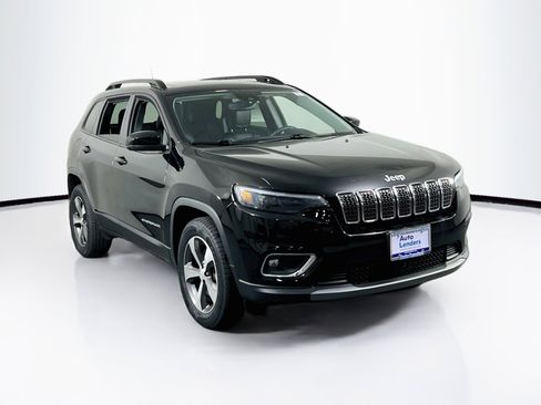 Used 2022 Jeep Cherokee Limited AWD/4WD image 3