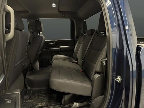 Used 2023 Chevrolet Silverado 2500 Custom w/ Custom Value Package image 27