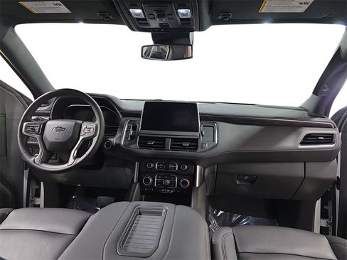 Used 2024 Chevrolet Tahoe Z71 w/ Off-Road Capability Package image 9