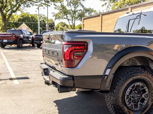 Used 2025 Ford F150 Raptor w/ Equipment Group 803A Raptor R AWD/4WD image 14