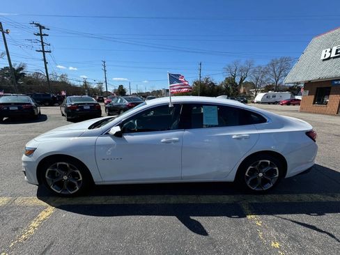 Used 2021 Chevrolet Malibu LT FWD image 10