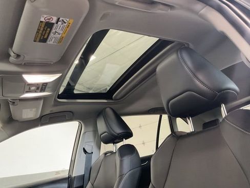 Used 2025 Toyota RAV4 XLE Premium w/ Weather Package AWD/4WD image 18
