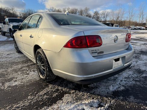 Used 2011 Buick Lucerne CX image 3