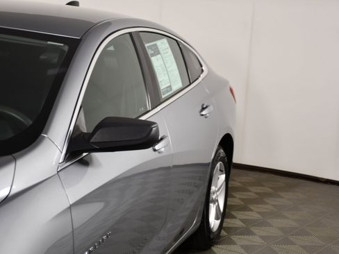 Used 2024 Chevrolet Malibu LS FWD image 13