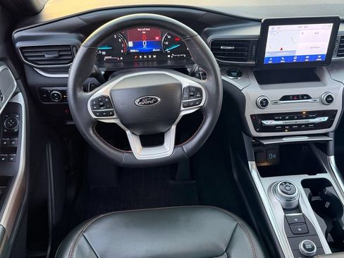 Used 2023 Ford Explorer Timberline w/ Timberline Technology Package AWD/4WD image 14