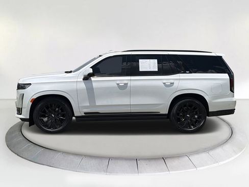 Used 2023 Cadillac Escalade Sport Platinum w/ LPO, ONYX Package AWD/4WD image 2