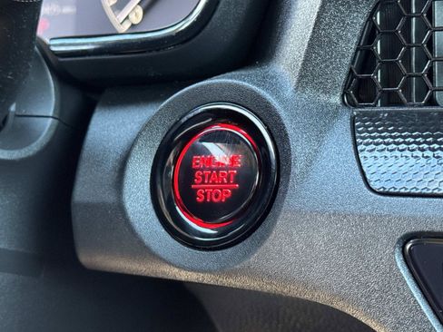 Certified 2025 Honda CR-V EX image 18